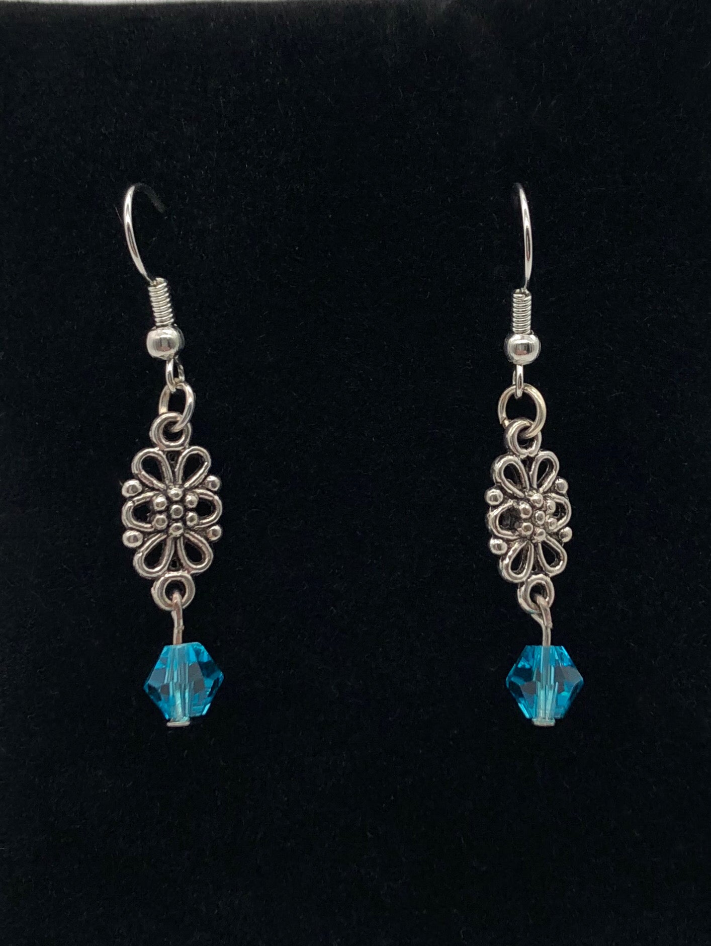 Aqua bead flower drop earrings