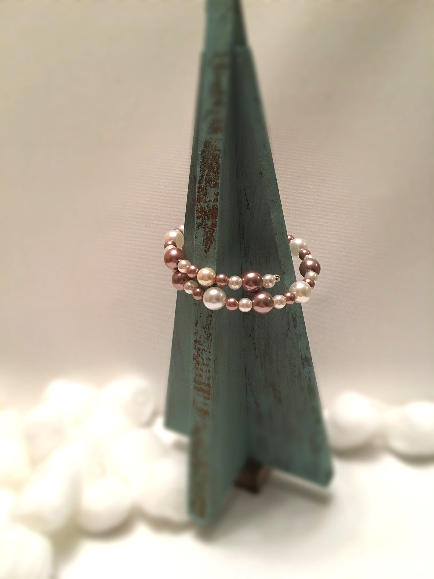 Champagne and cream pearl memory wire bracelet