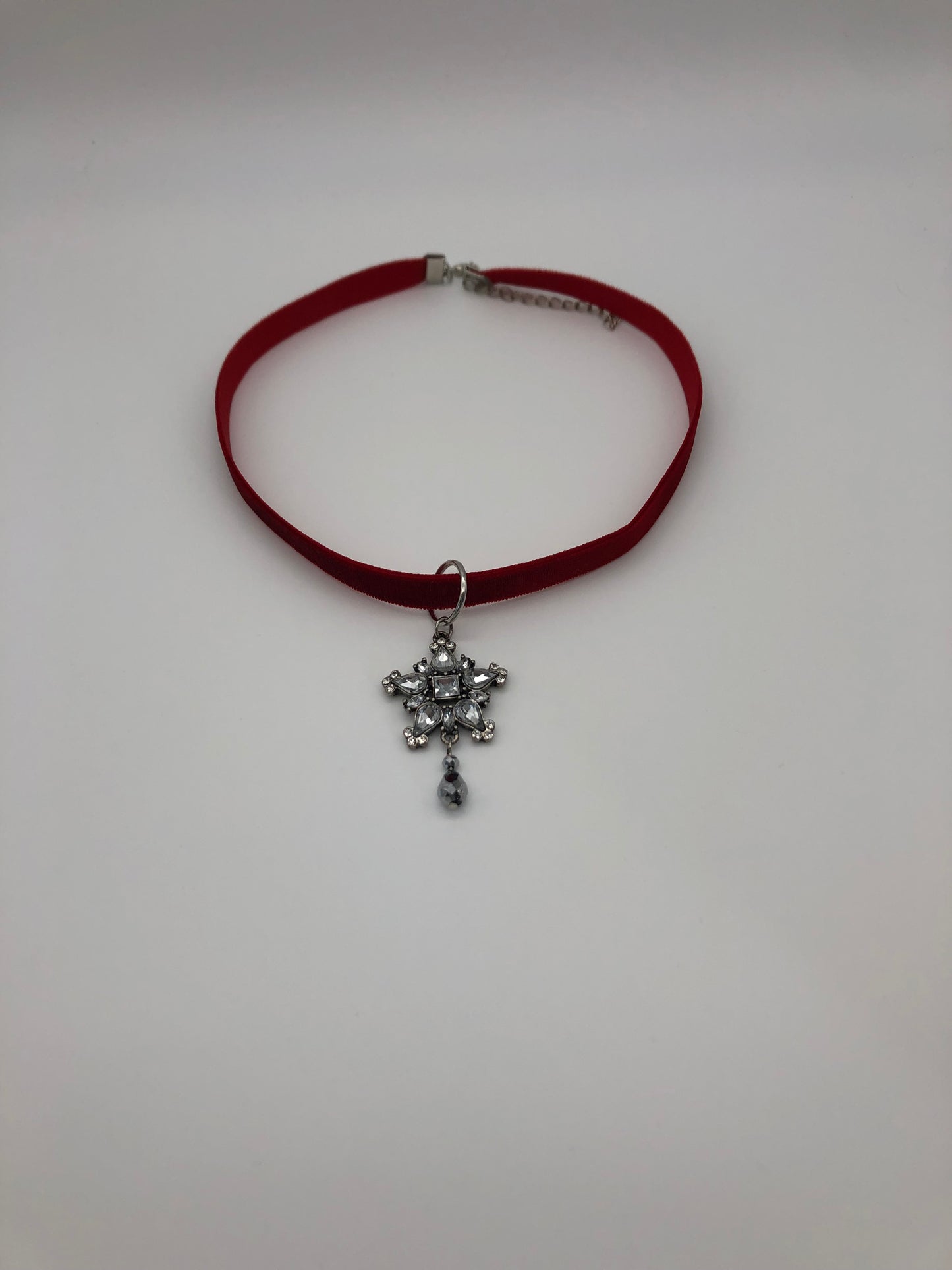 Red Velvet Snowflake Choker Necklace