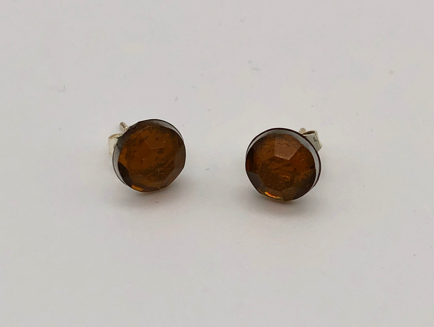 Rhinestone-look acrylic post earrings