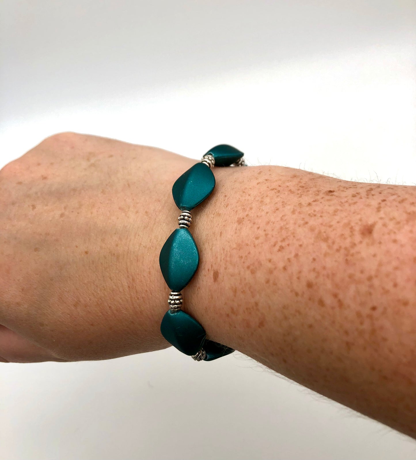 Teal matte oval bead stretch bracelet