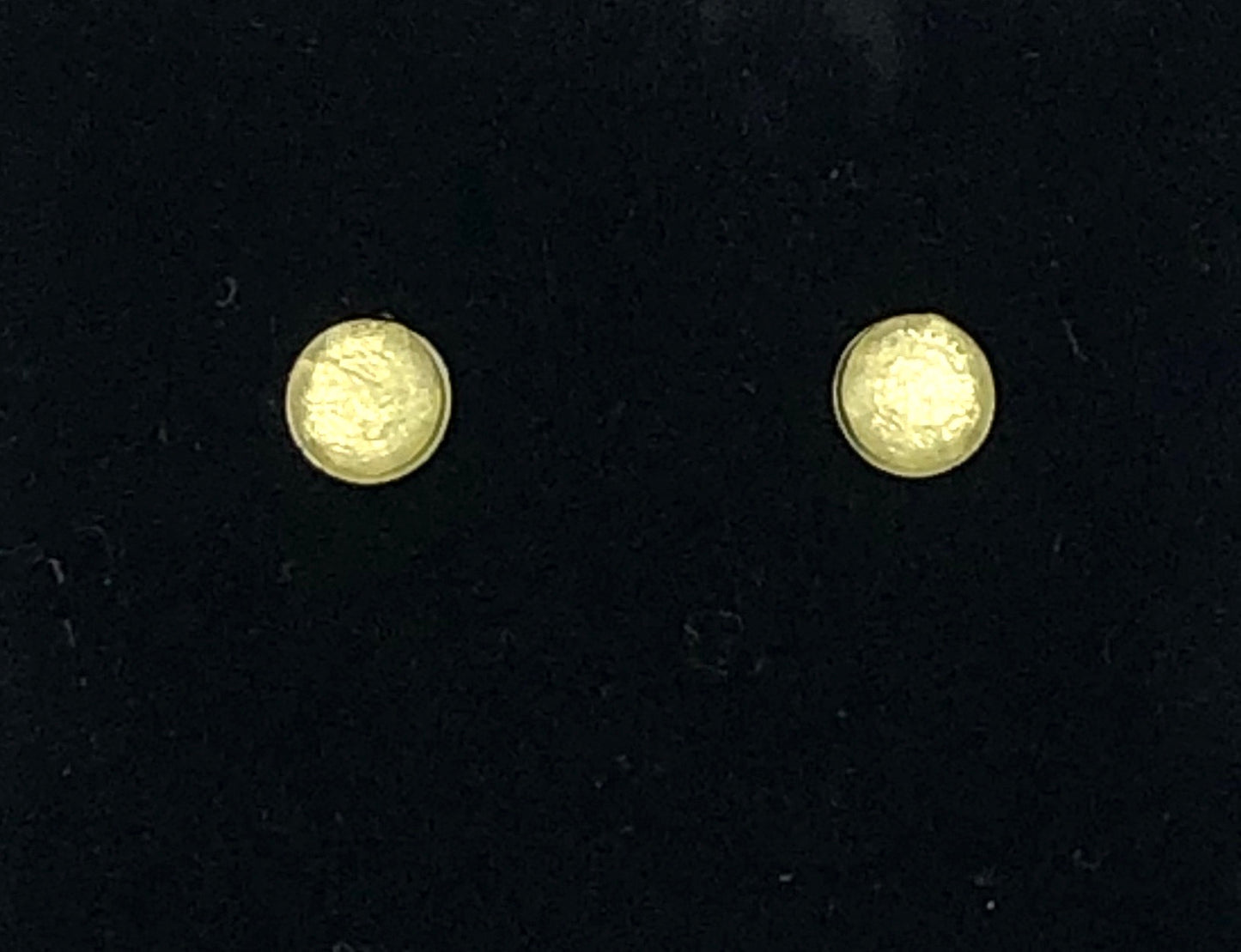 Rhinestone-look acrylic post earrings