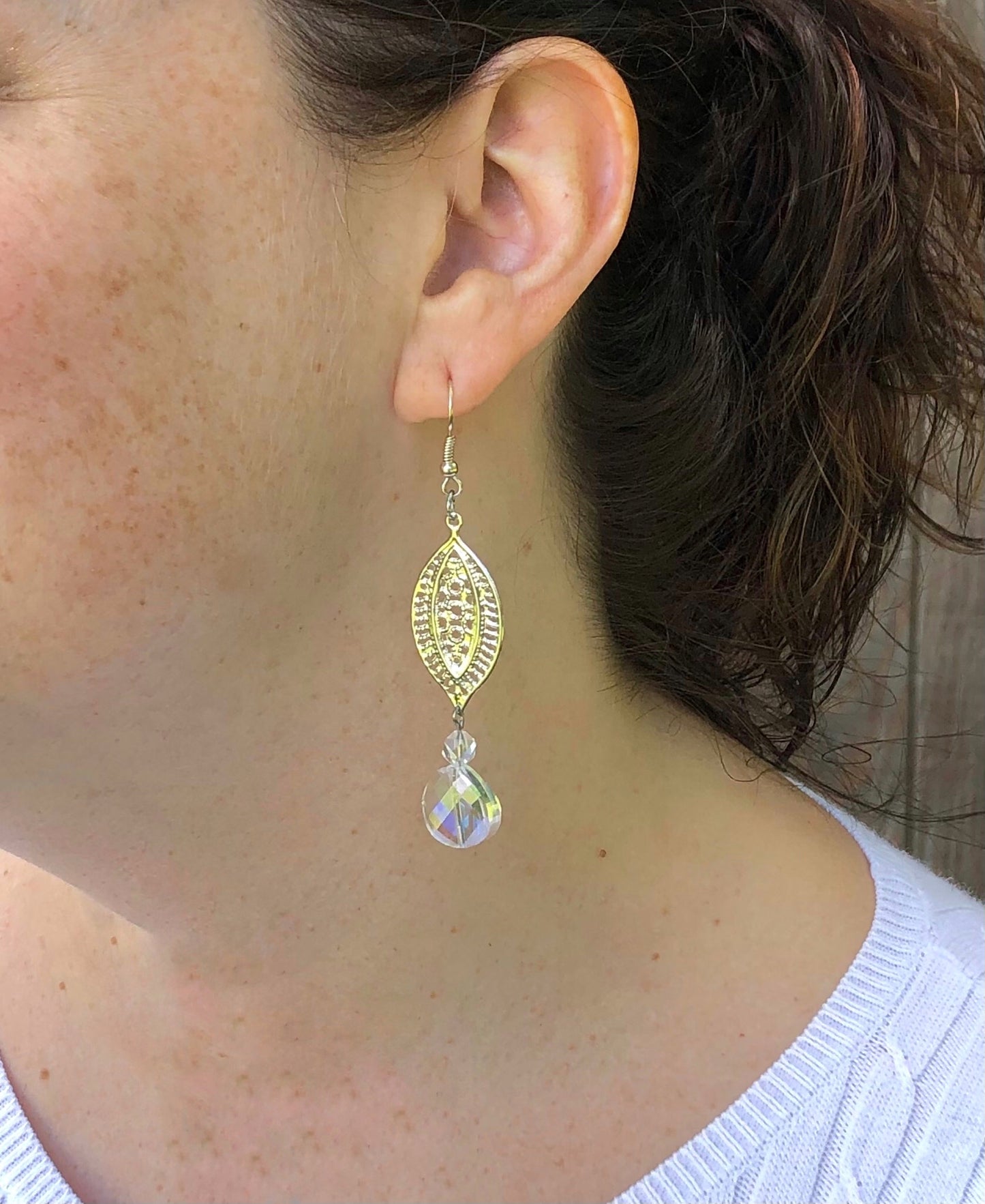 Silver plated paisley cut connector and round crystal glass bead earrings