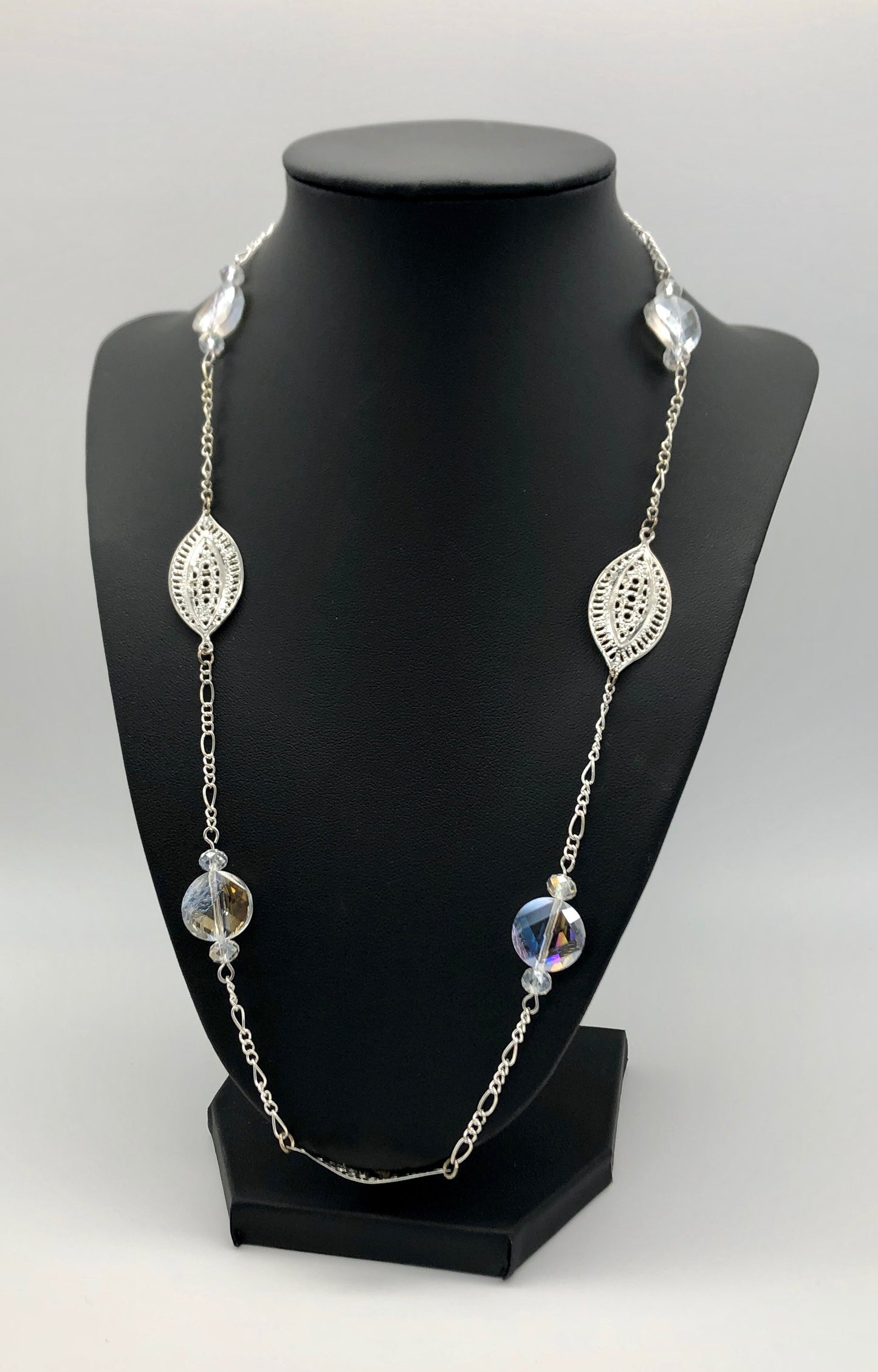 Silver plated paisley cut connector and round crystal glass bead chain necklace