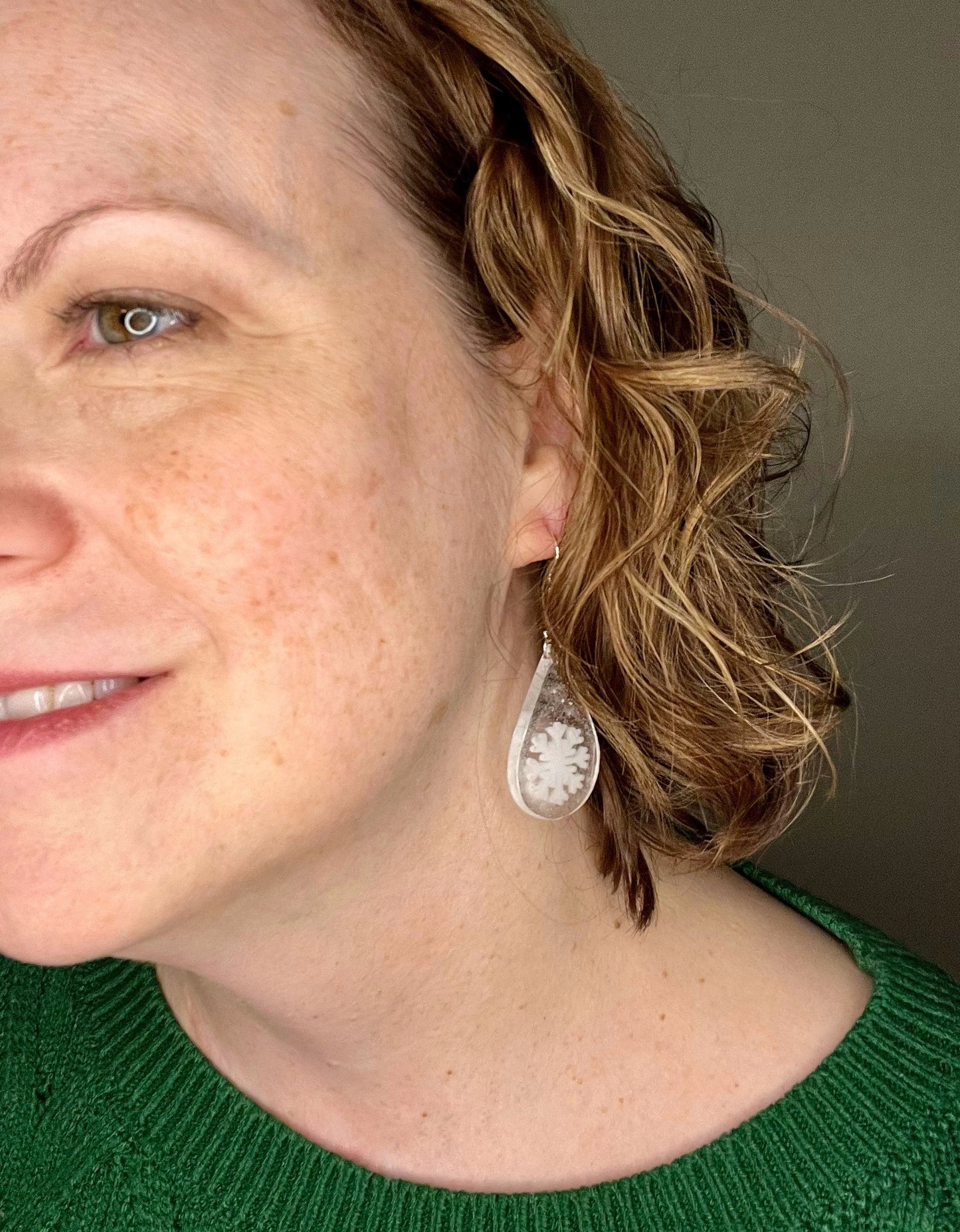Resin snowflake teardrop shape earrings