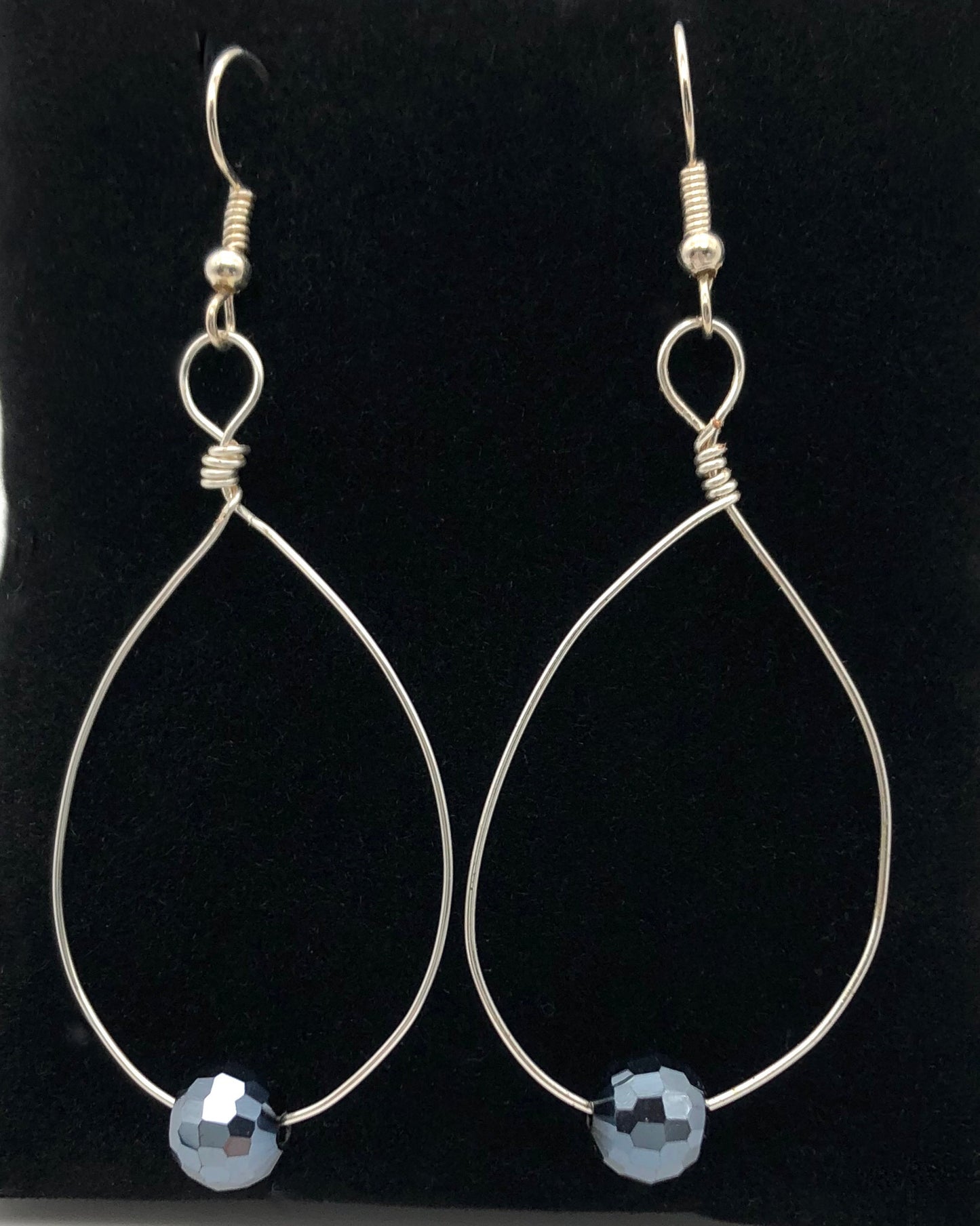 Long wire wrapped loop with dark grey sparkly beads earrings