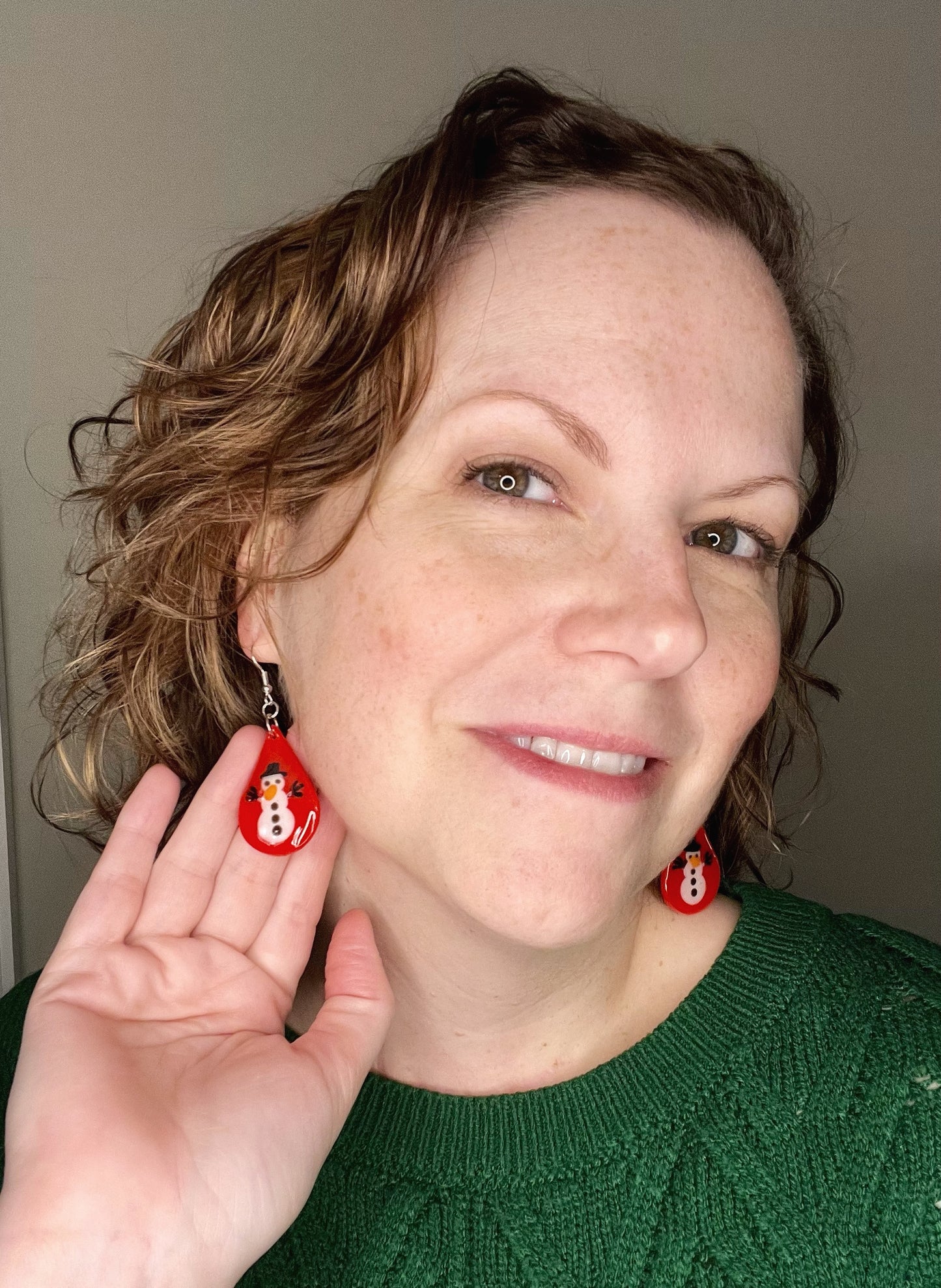 Resin snowman teardrop shape earrings