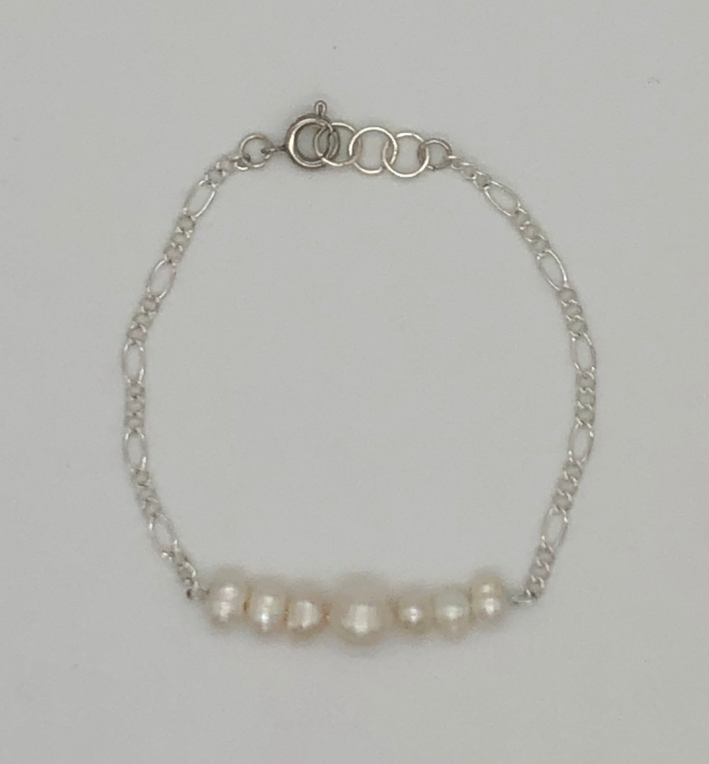 Freshwater pearl silver plated figaro chain bracelet
