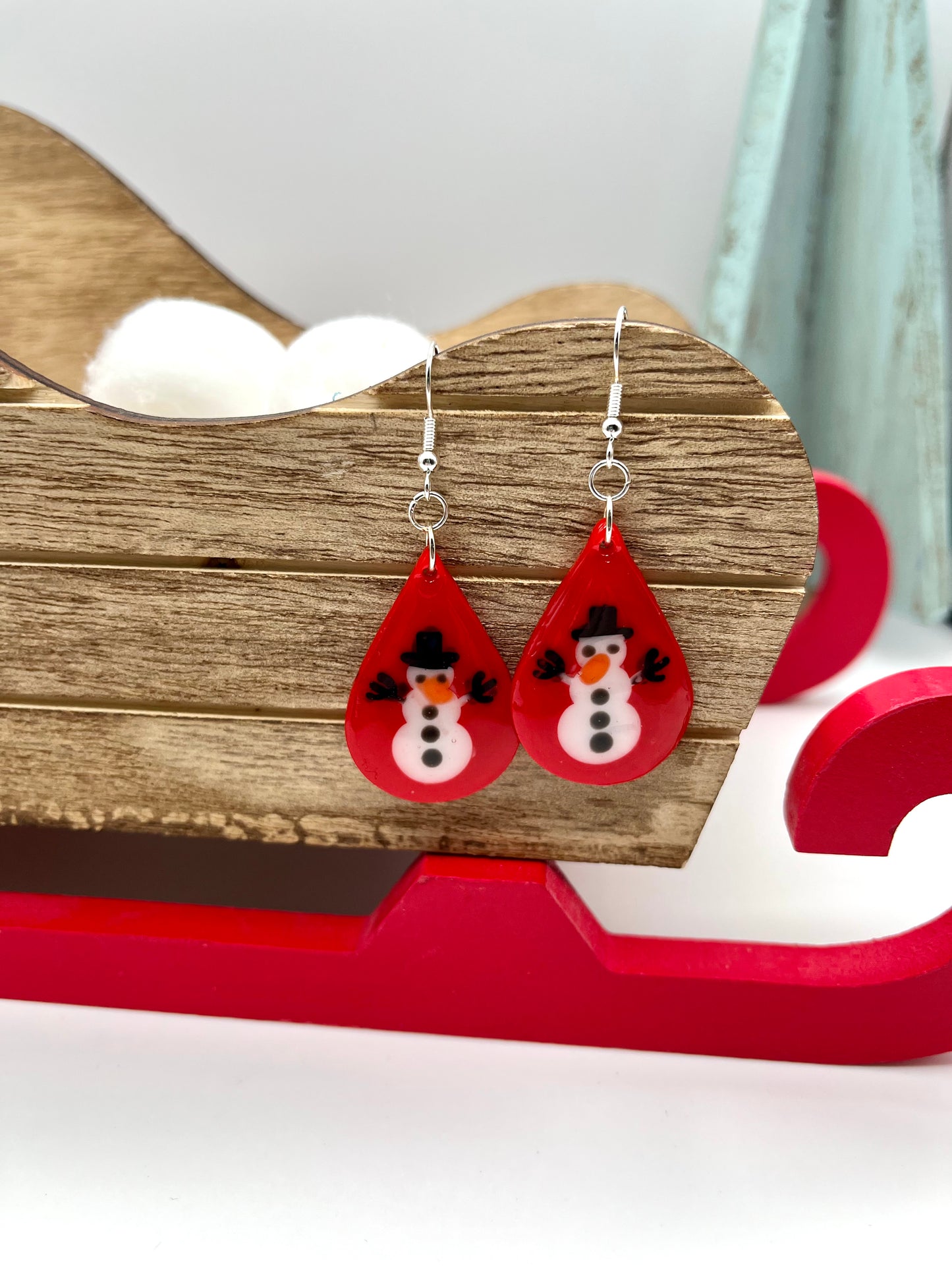 Resin snowman teardrop shape earrings