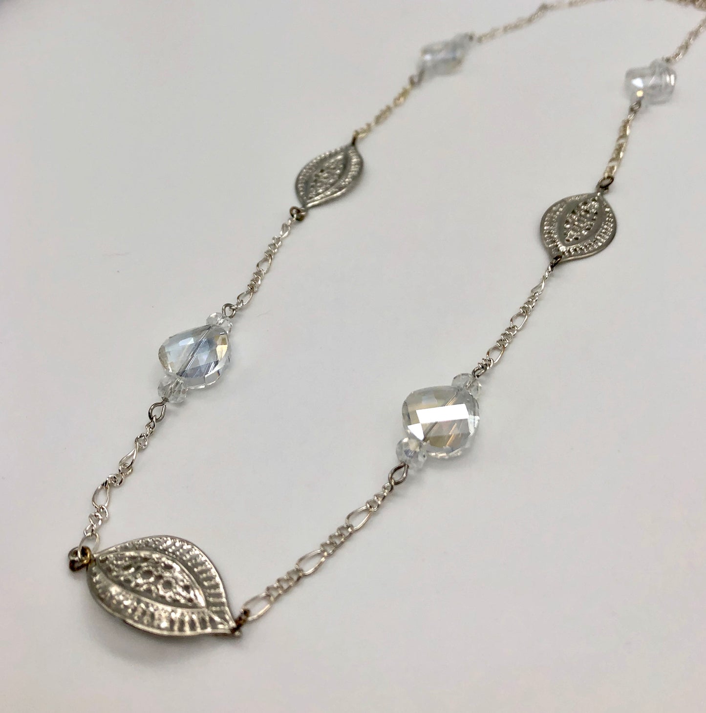 Silver plated paisley cut connector and round crystal glass bead chain necklace