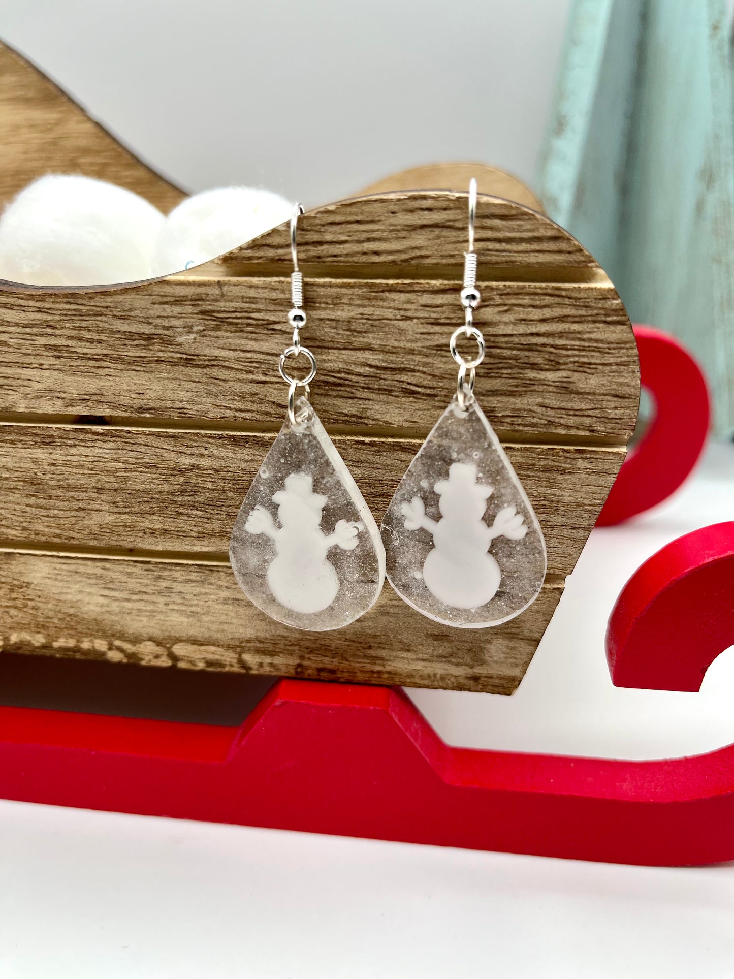 Resin snowman teardrop shape earrings