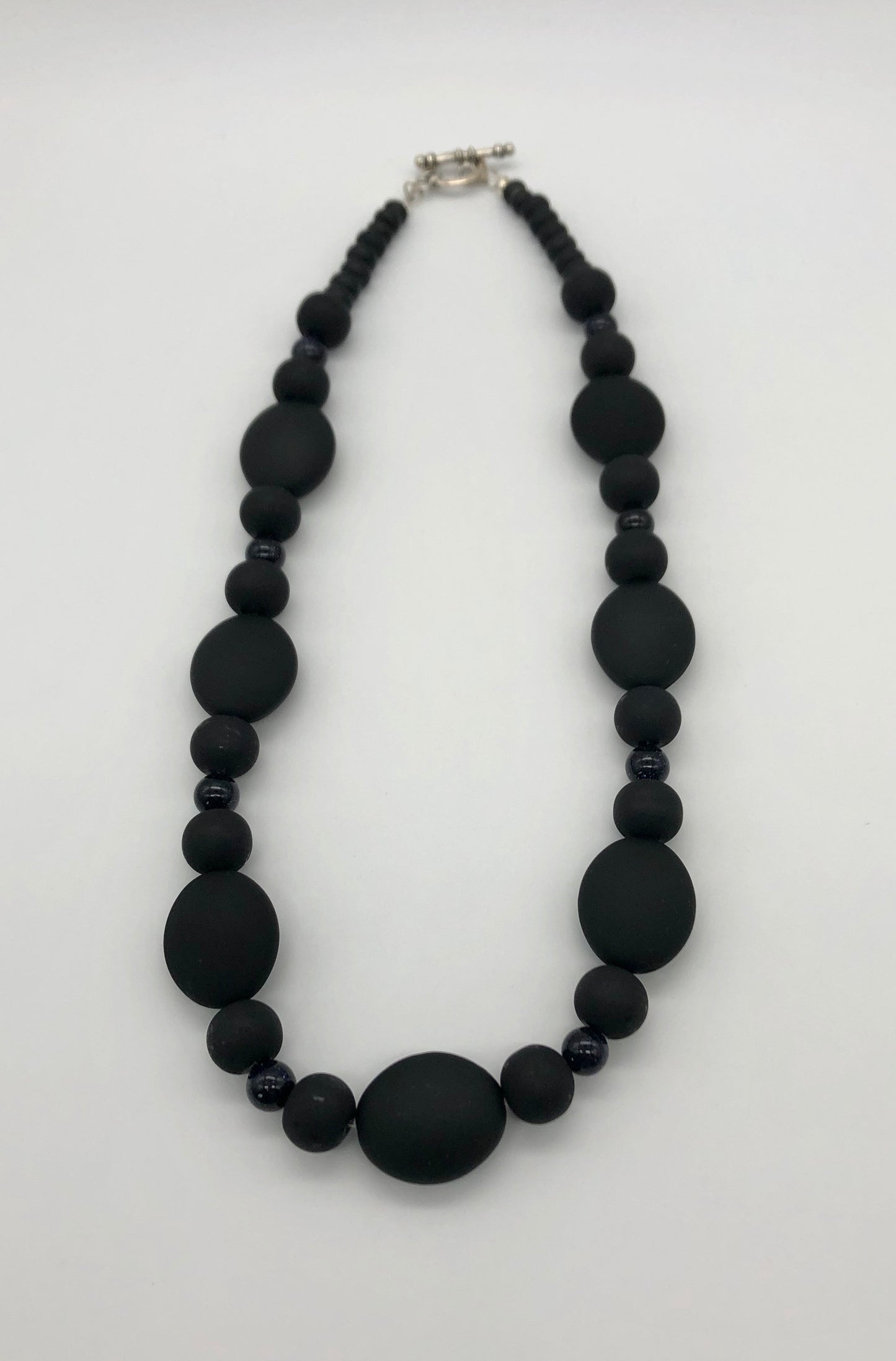 Matte black oval and black stone sparkle beaded necklace
